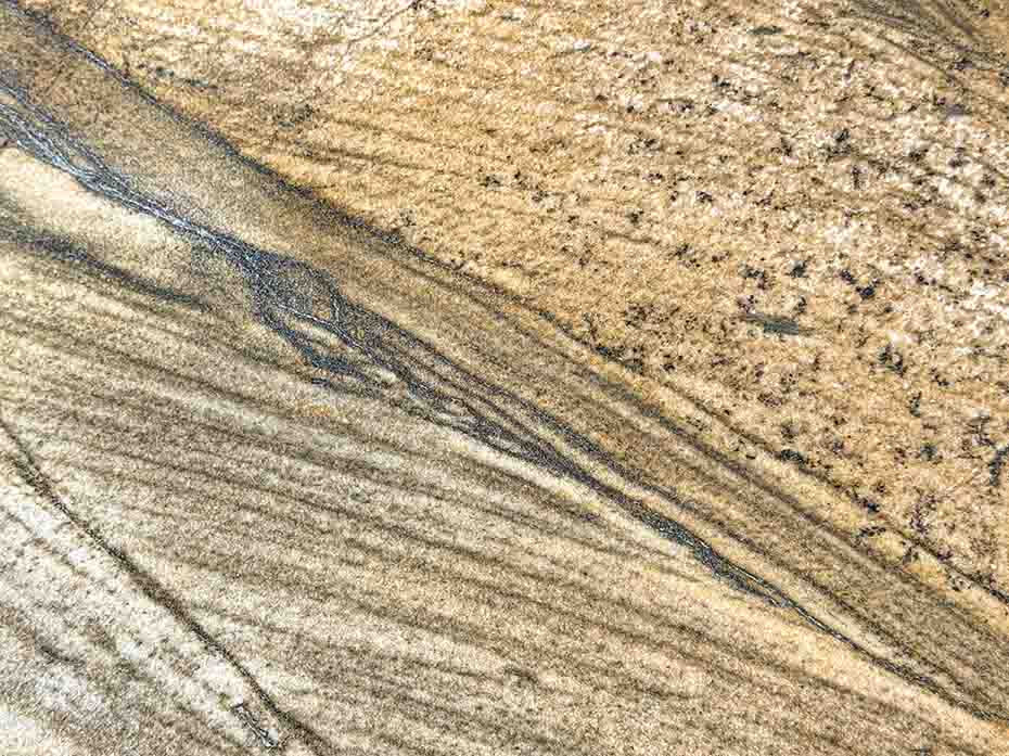 Стол обеденный круглый Ar-Deco FG-079 полированная латунь