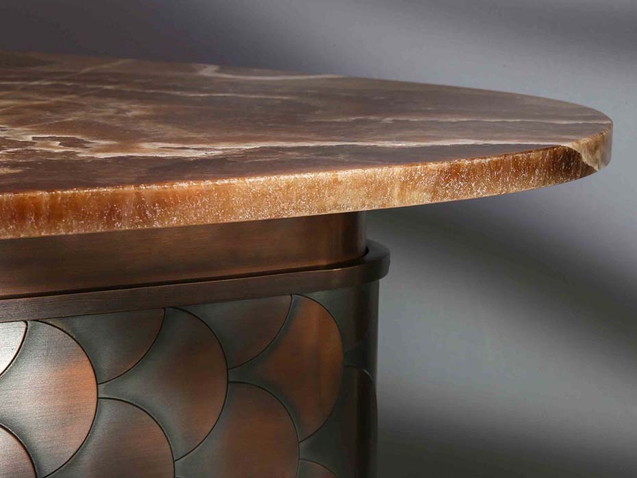 Консоль из латуни с ониксом Ar-Deco FG-200 античная медь высота 750 мм