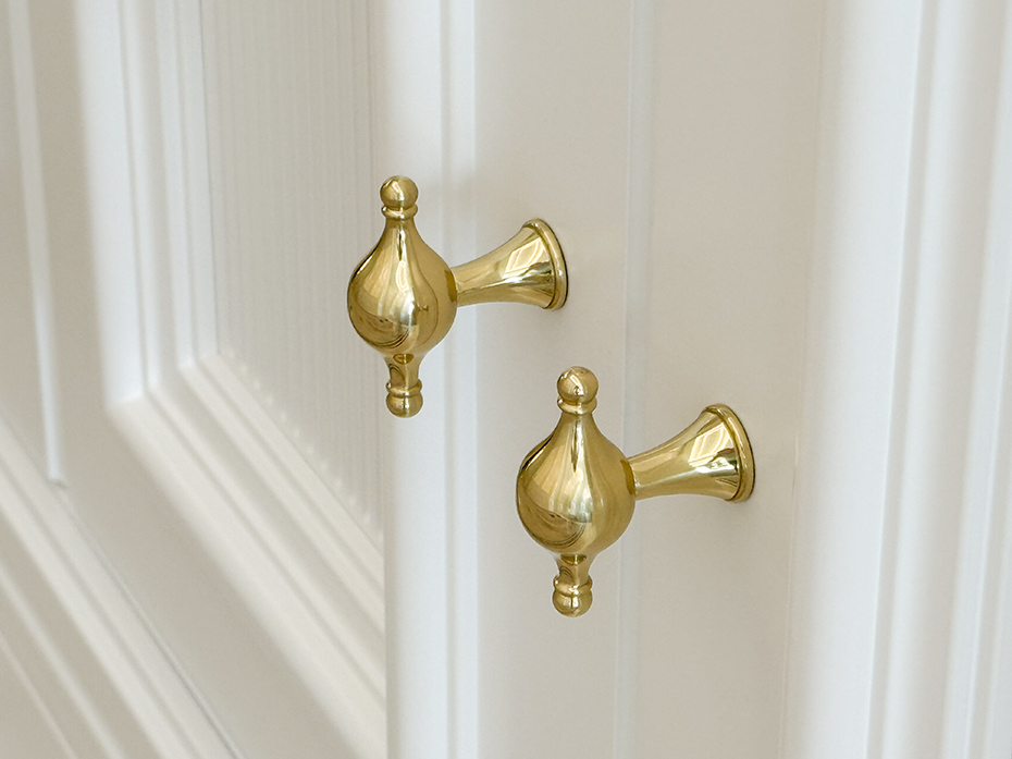 Мебельная ручка т-образная Armac Martin Belgrave 61 мм латунь полированная