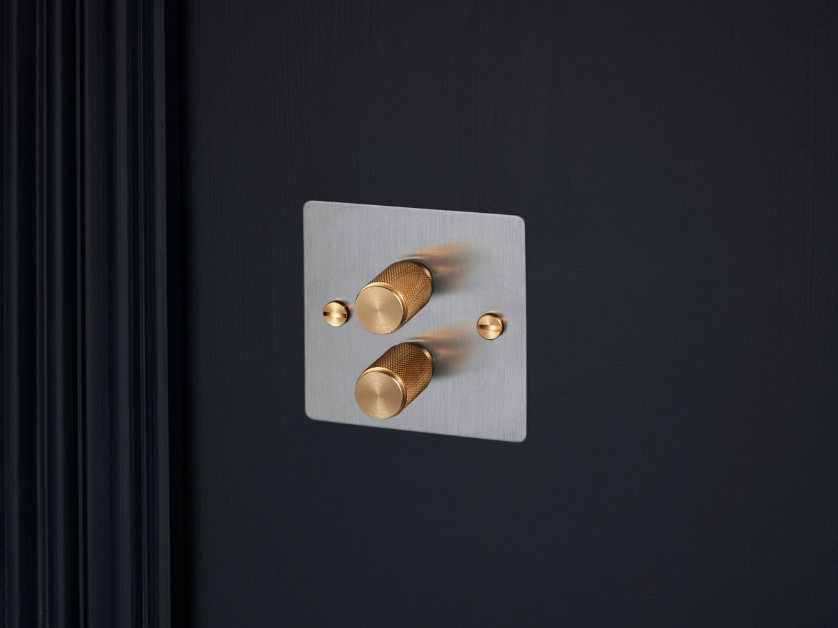 Диммер Buster & Punch двойной UK-DI-CO-2G-ST-BR-A матовый хром