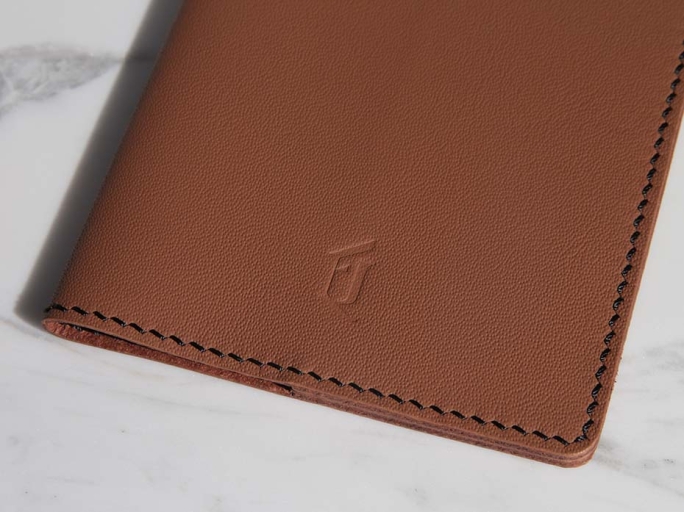 Обложка кожаная на паспорт FURNITEK модель FG-0201511 в подарочной коробке