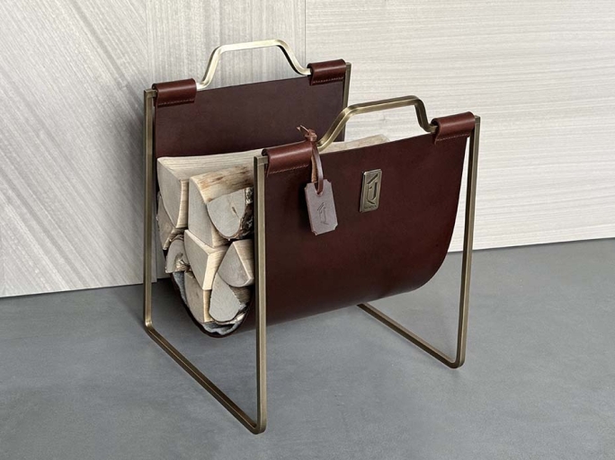 Дровница с кожаной вставкой FG-12047 античная латунь